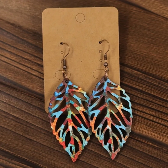 Hollowed Out Colorful Lightweight Leaf Wooden Dangle Earrings 2/$15 3/$20 - Picture 2 of 2